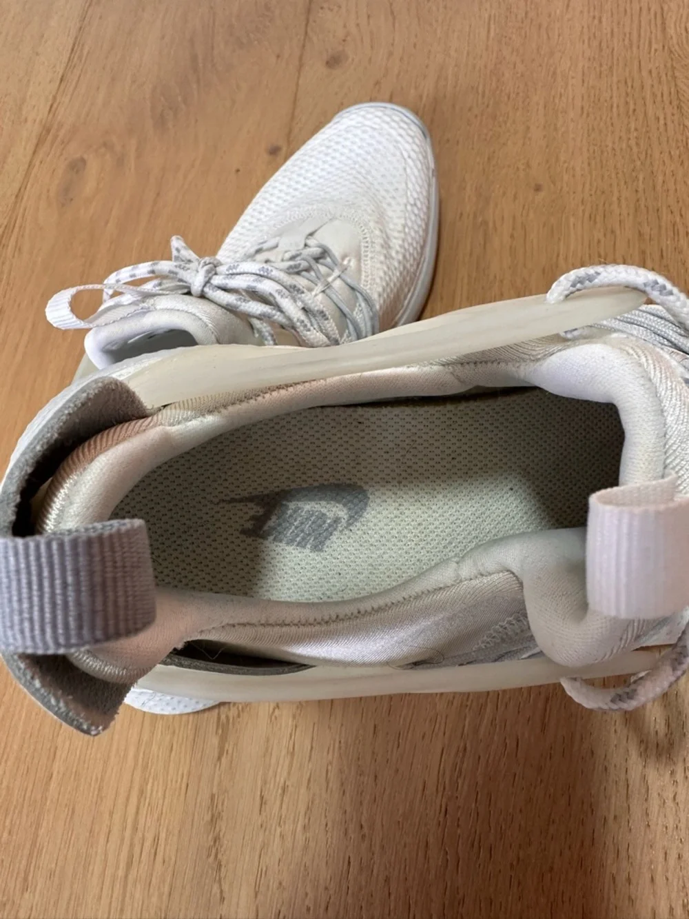 Women’s Lightweight White Mesh Sneaker - Picture 6 of 6